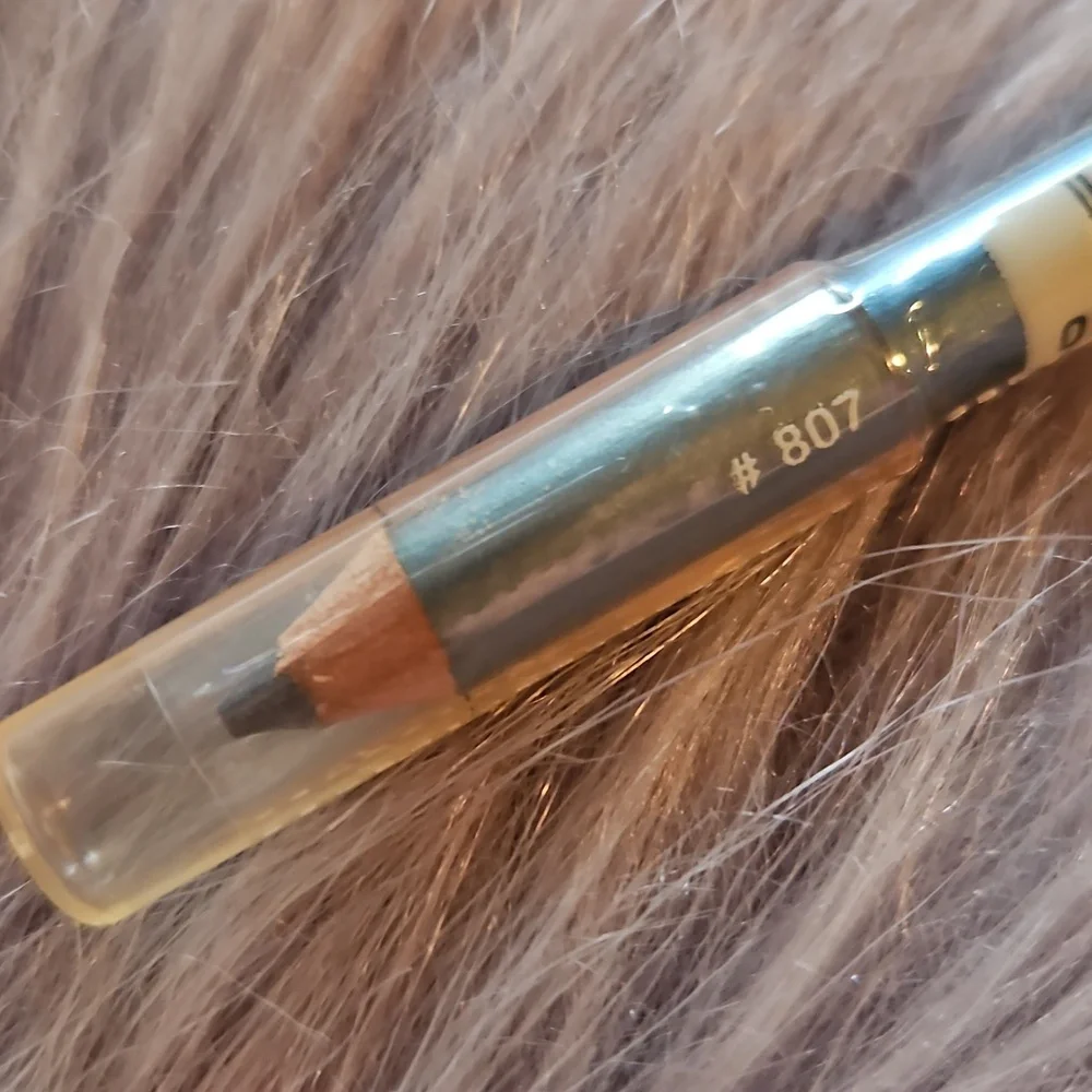 🆕️LOVE MY EYES Eyeliner Soft Crayon Pencil 807 Medium Blue